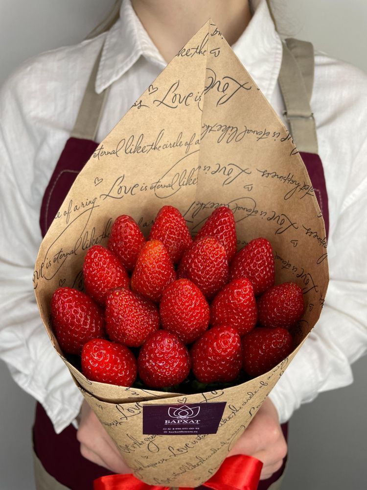 Букет Клубничный без шоколада S