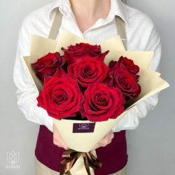 Букет Монобукет из 7 красных роз №2