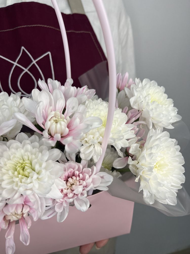 Букет Вальс в розовой сумочке