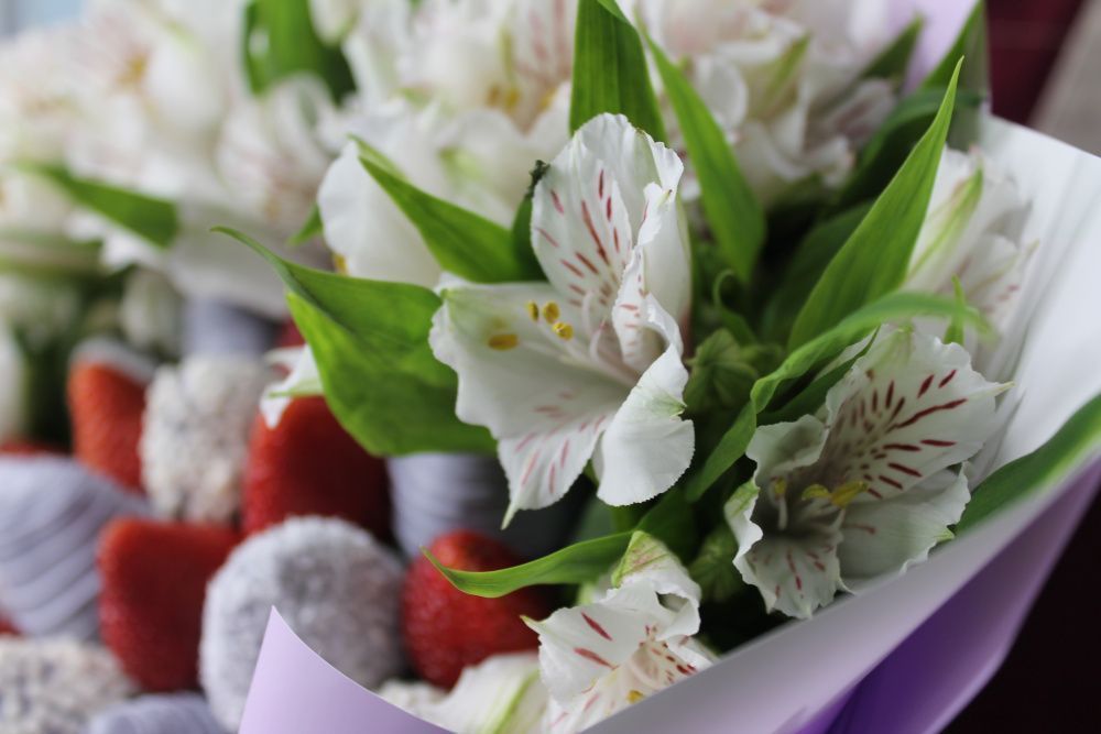 Букет Лавандовый комплимент с альстромерией