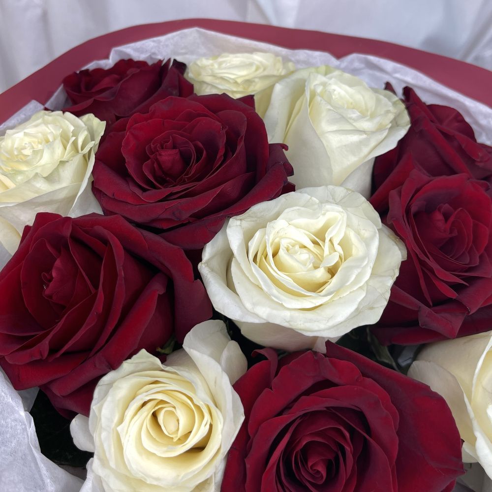 Букет Монобукет из микса роз №2